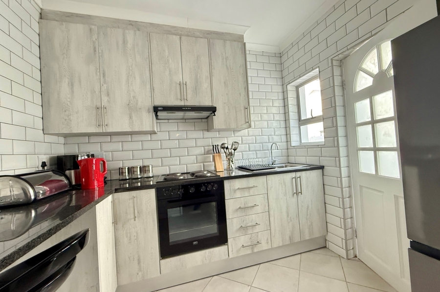 1 Bedroom Property for Sale in Tijgerhof Western Cape